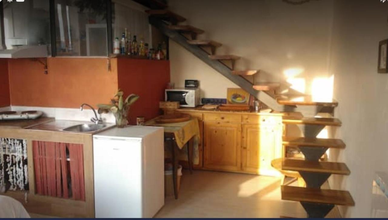 ונטימיגליה Romantic Casa Lorenzina Affittacamere מראה חיצוני תמונה