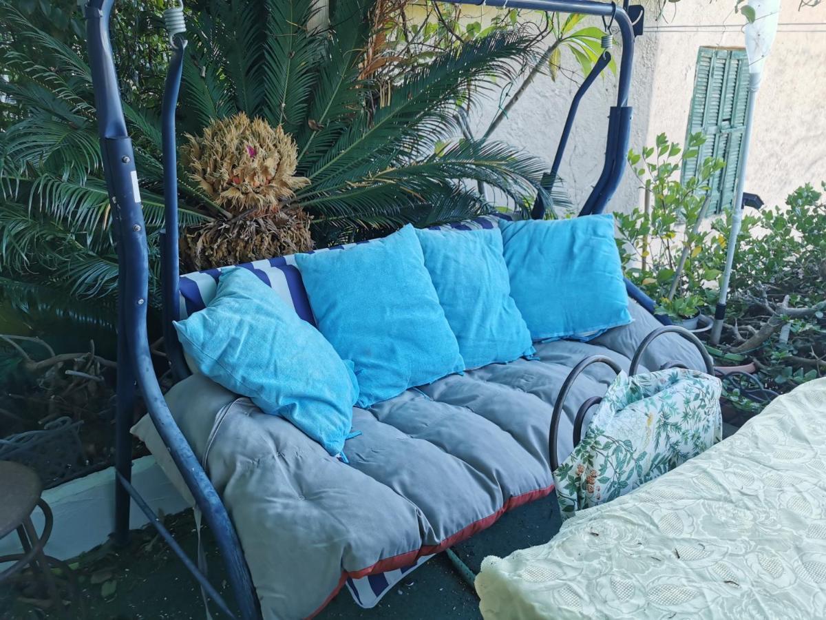 ונטימיגליה Romantic Casa Lorenzina Affittacamere מראה חיצוני תמונה